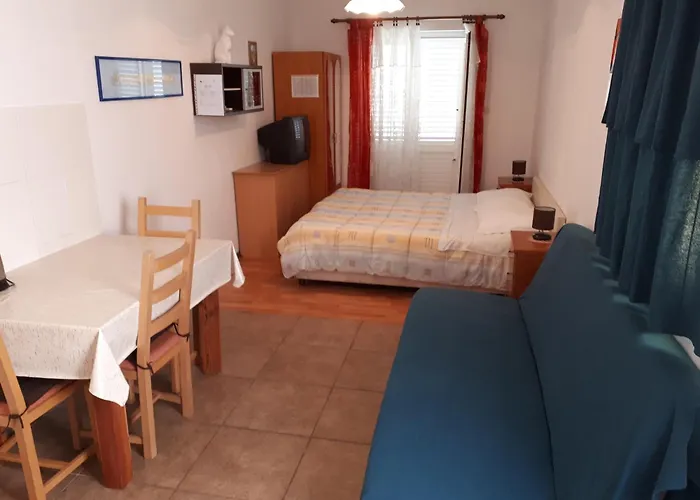 Feliks-studio With Balcony Daire Babino Polje