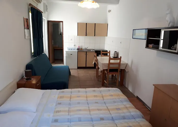 Feliks-studio With Balcony Appartamento Babino Polje